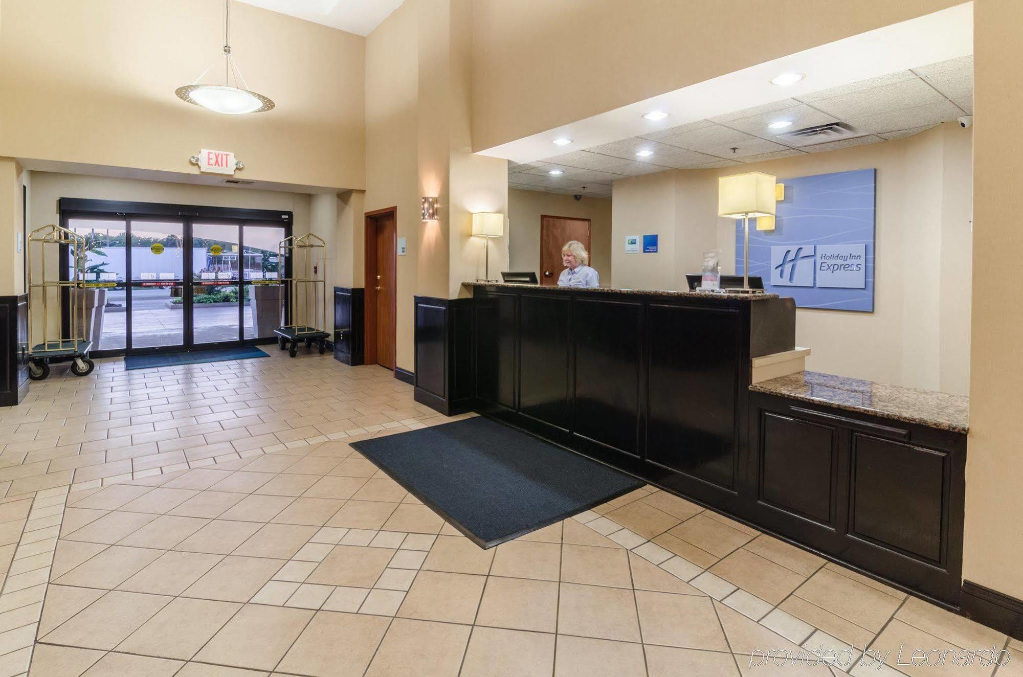 Holiday Inn Express Hotel & Suites Vinita By Ihg Exterior photo
